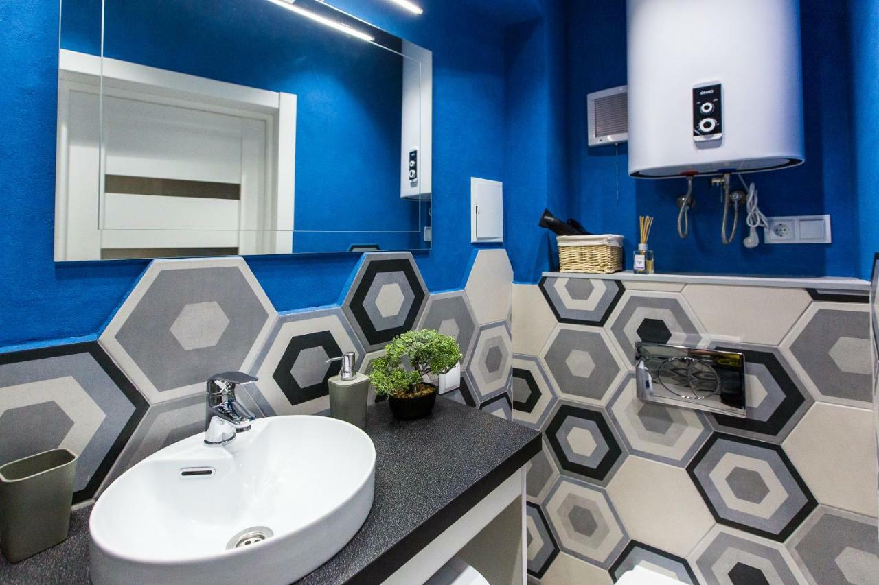 Bright Studio♥2M To Lviv Polytechnic♥Best Location Ngoại thất bức ảnh